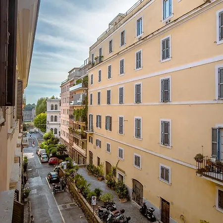 Polveriera Halldis Apartment *