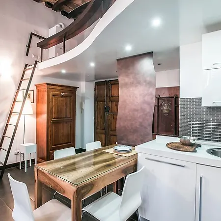 Polveriera Halldis Apartment דירה